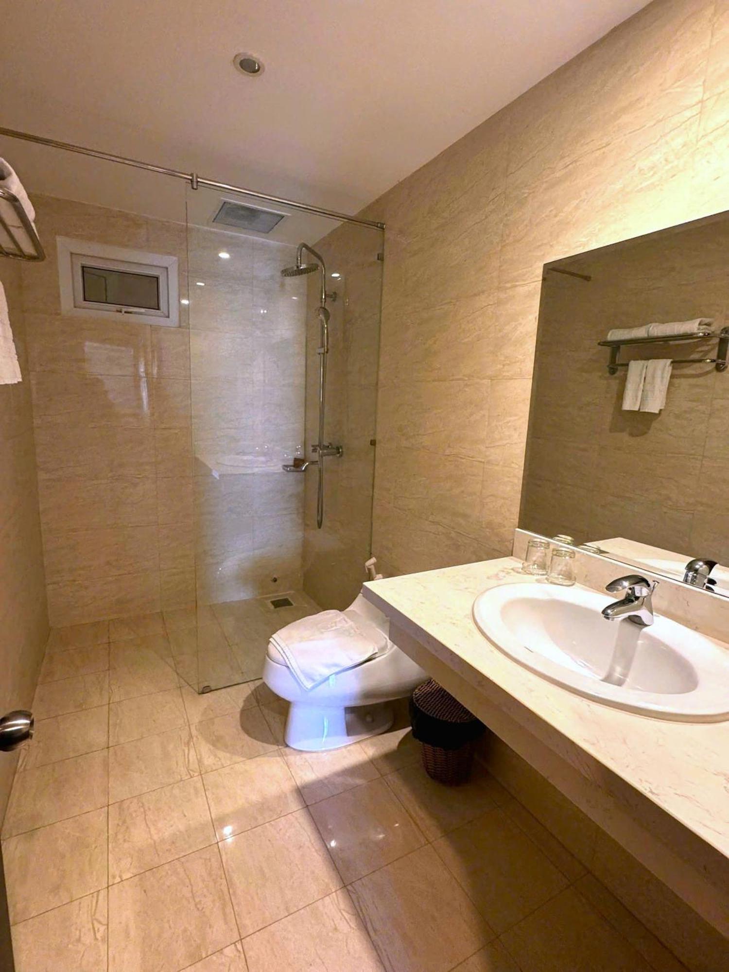 Galliot Hotel Nha Trang Exterior foto